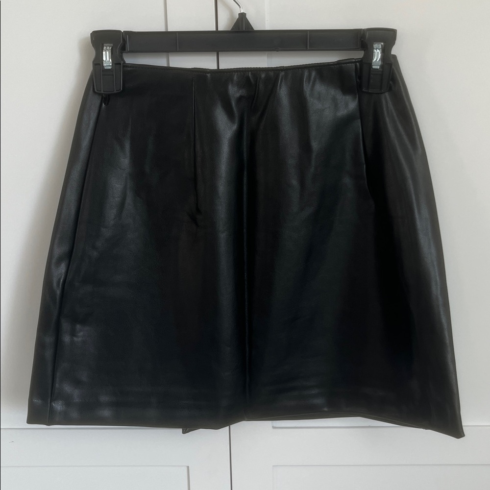 ABERCROMBIE and FITCH Women’s Black Mini Skirt With Shorts Liner Size XS NWT - Picture 5 of 5